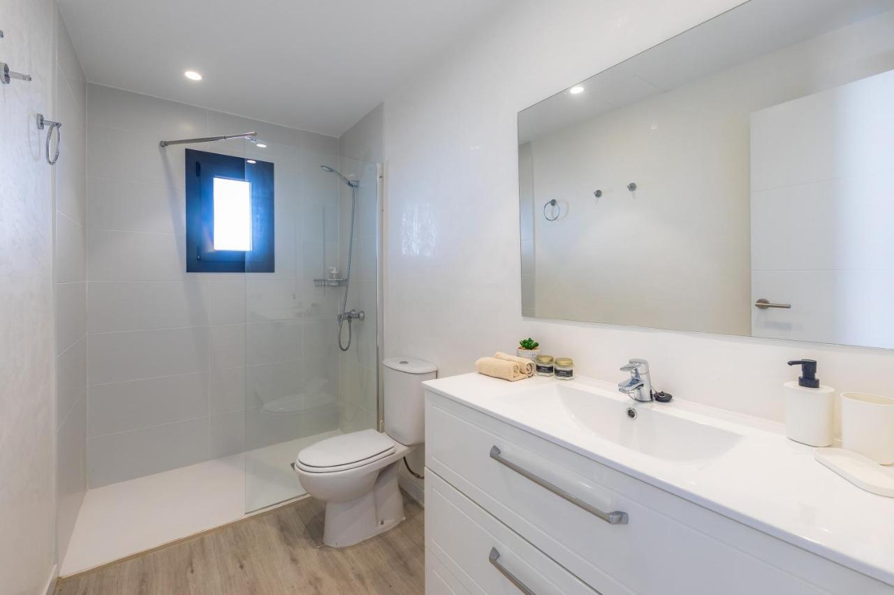 Apartment White